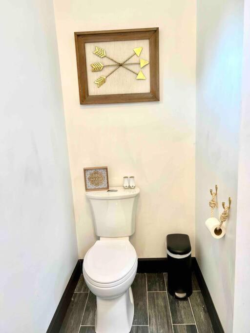 דלטון Small Rental For Couple Getaway מראה חיצוני תמונה
